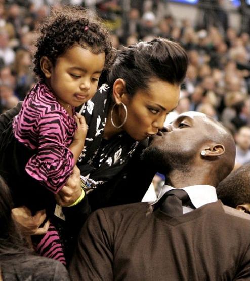 lebron james wife and kids. pictures of lebron james wife. LeBron James Wife; LeBron James Wife
